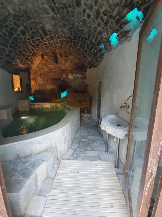 Suite with Private Pool and Sauna