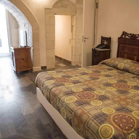 Hotel Dell'Orologio-3